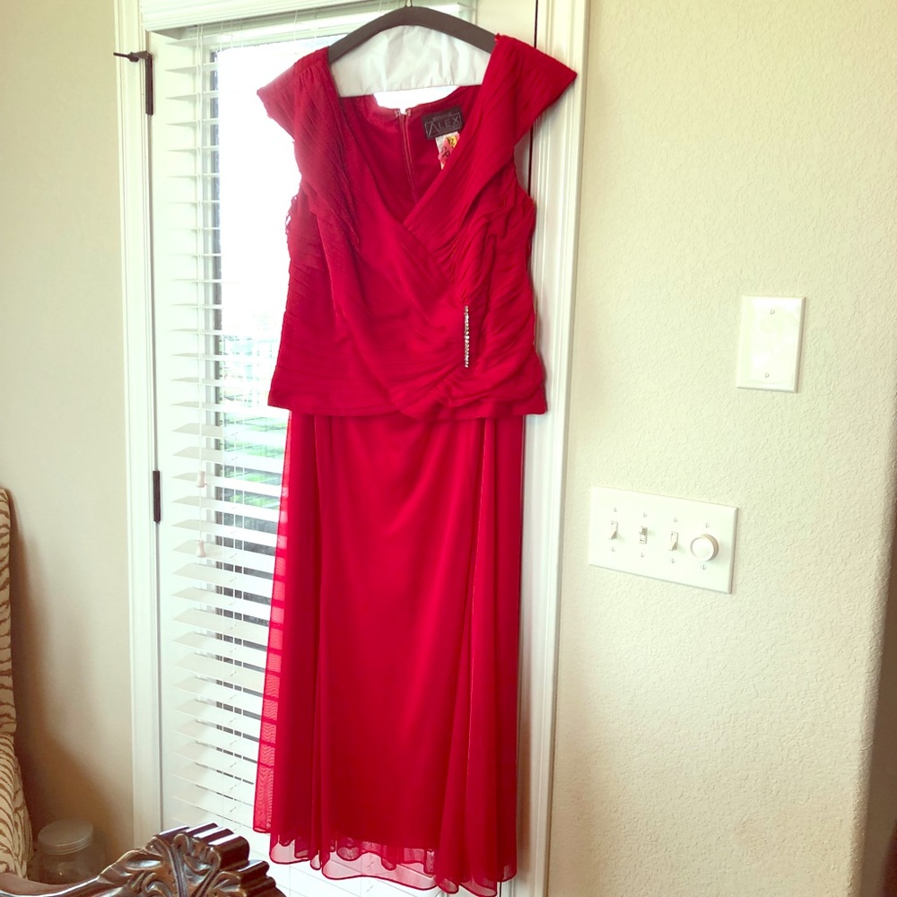 Alex Evenings Red Formal dress size 18W